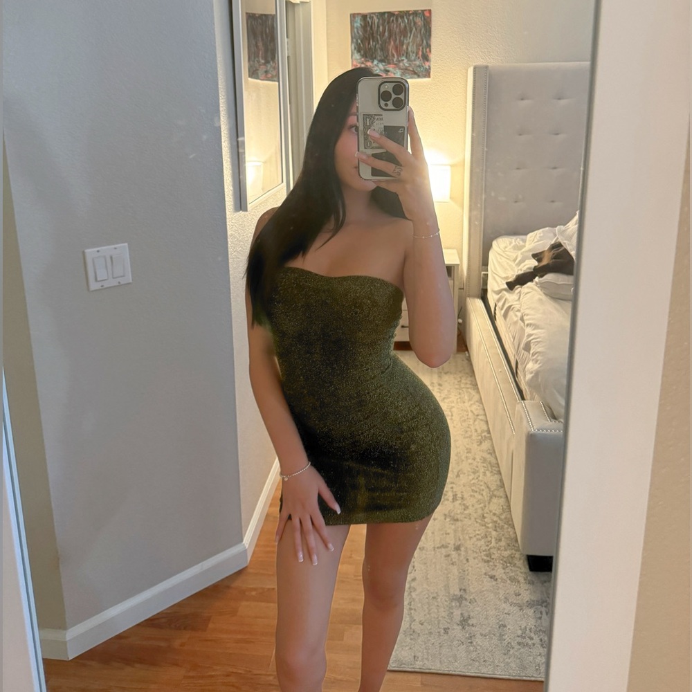 Beautiful emerald green dress